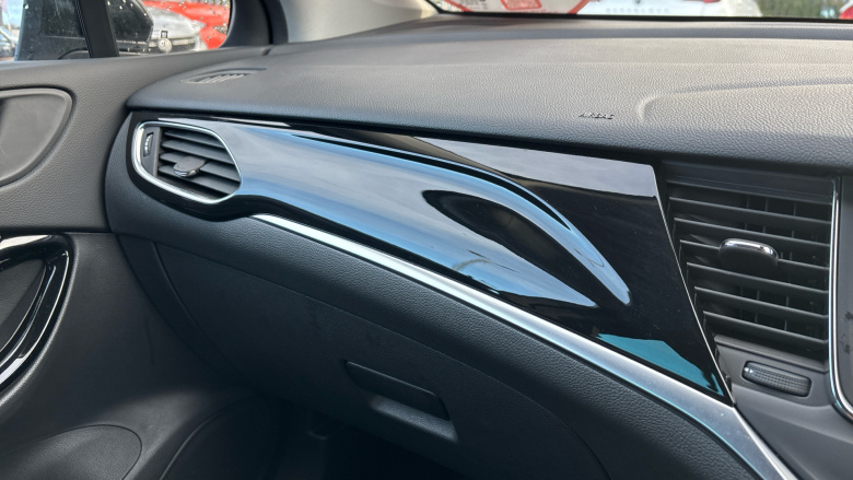 Vauxhall Astra 1.2 Turbo 145 Griffin Edition 5dr Petrol Hatchback